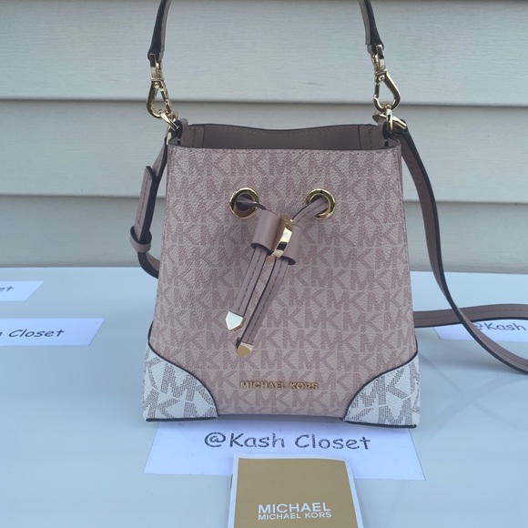 MK Mercer Gallery XS Convertible bucket Xbody Handbag - Picture 2 of 11